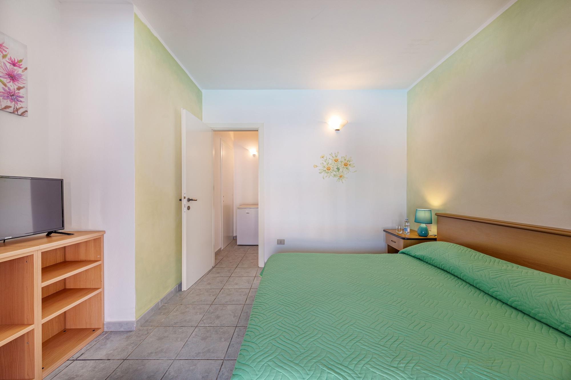 Marina Manna Hotel And Club Village Valledoria  Exterior photo