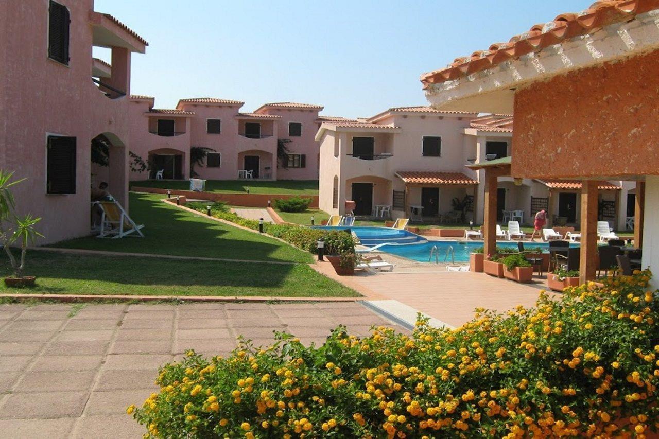 Marina Manna Hotel And Club Village Valledoria  Exterior photo